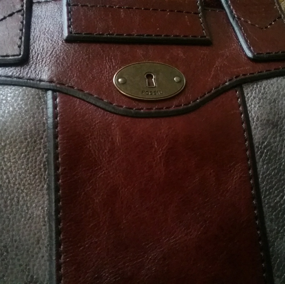 Fossil Reissue Modified Handbag - Picture 7 of 8